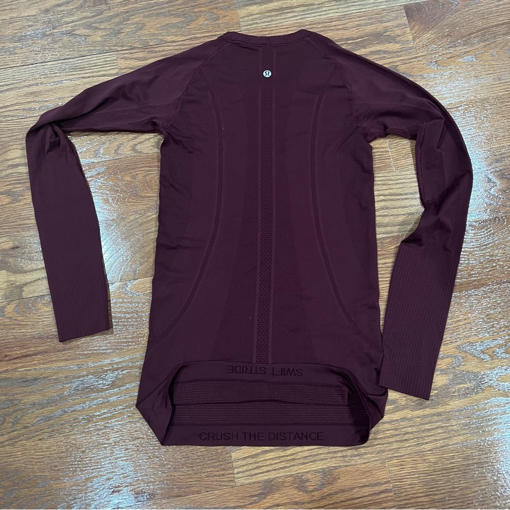 Lululemon Swiftly Tech Long Sleeve size 4